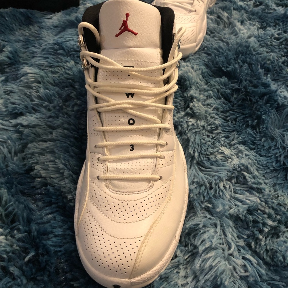 Jordan’s Retro 12 Rising Sun. - Picture 4 of 6